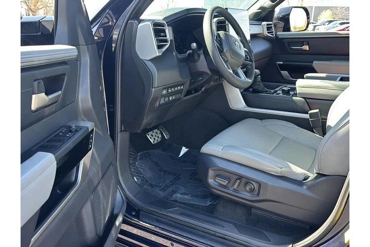 $53997 : 2025 Tundra Limited image 2