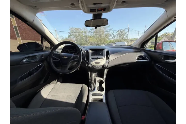 $6999 : 2018 Cruze LS Auto image 10