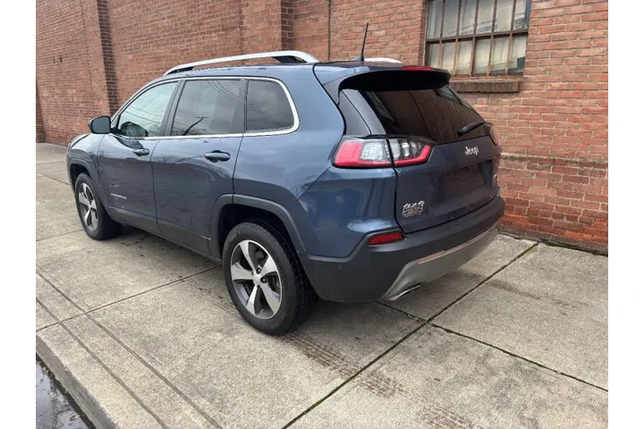$18000 : 2020 Cherokee Limited image 5