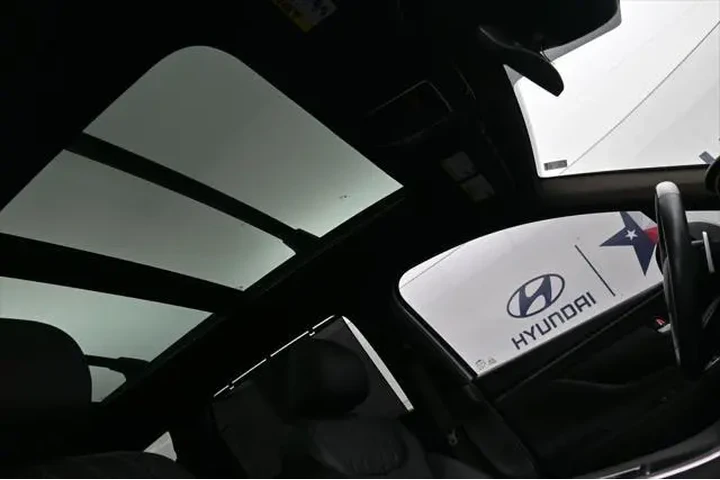 $27488 : Hyundai SANTA FE 2022 Callig image 9