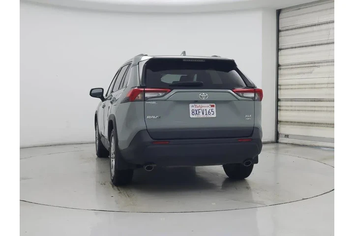 $29998 : Toyota RAV4 2021 AWD XLE Pre image 6