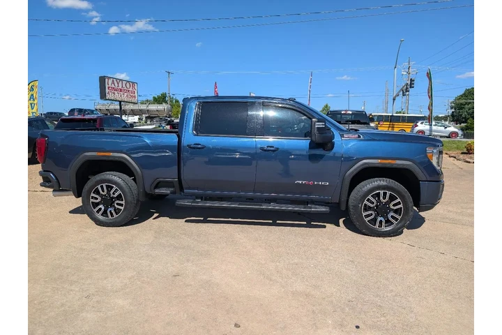 $49995 : 2020 GMC Sierra 2500HD image 4