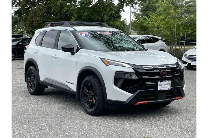 $29476 : Nissan Rogue 2025 AWD Rock C image 4