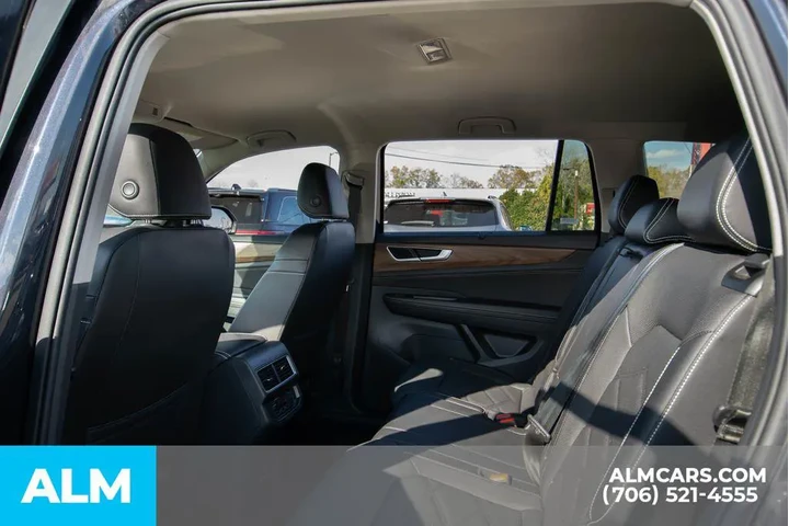 $33920 : Volkswagen Atlas 2025 SE 4dr image 8