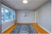 $950 : Rental property with 2 bedro thumbnail