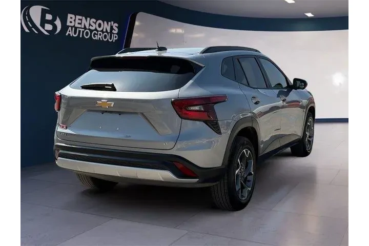 $20522 : Chevrolet Trax 2025 LT 4dr C image 5