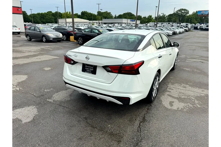 $12980 : 2020 Altima 2.5 S Sedan image 2