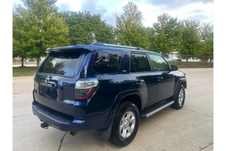 $19991 : 2019 4Runner SR5 Premium image 10