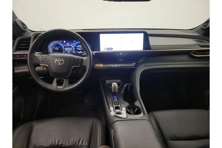 $38998 : Toyota Crown 2024 AWD Limite image 9