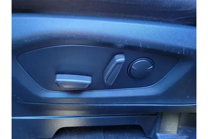 $18990 : Ford Explorer 2020 XLT 4dr S image 9