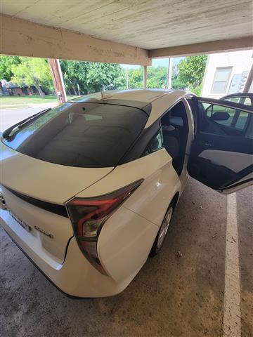$9000 : 2017 Toyota Prius Two HB5D image 7
