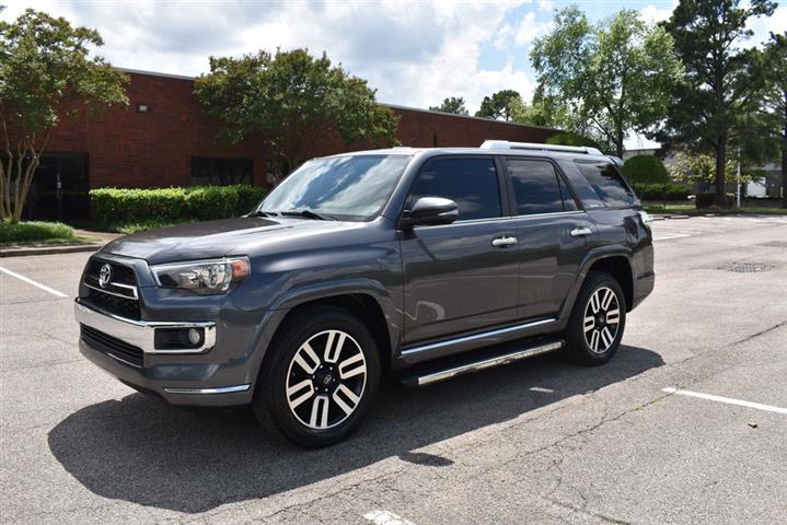 2016 4Runner Limited image 1