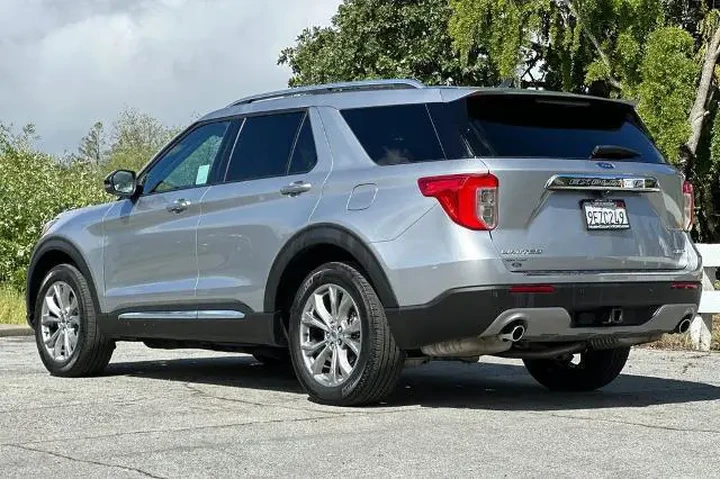 $34971 : Ford Explorer 2023 AWD Limit image 6