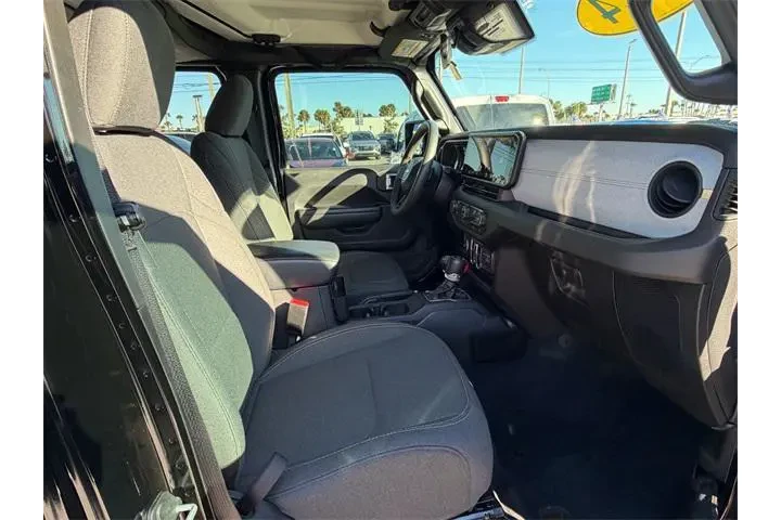 $28895 : Jeep Wrangler 2024 4x4 Sport image 8