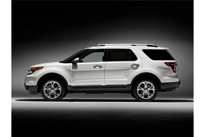 $7590 : Ford Explorer 2015 Base 4dr image 1