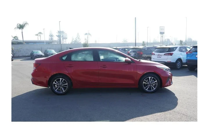 $17250 : 2024 Forte LXS image 5