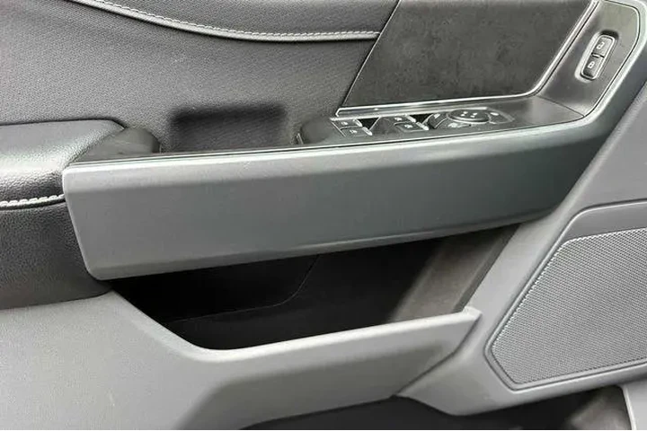 $39499 : Ford F-150 2024 4x4 XLT 4dr image 10