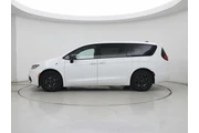 $32998 : Chrysler Pacifica Plug-In Hy thumbnail