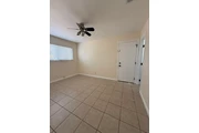 $1200 : Riverside Rental 🏠 thumbnail