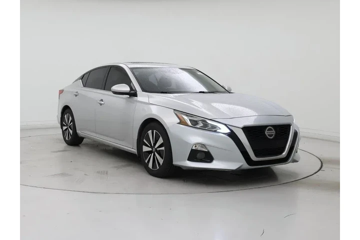 $16998 : Nissan Altima 2019 2.5 SV 4d image 1