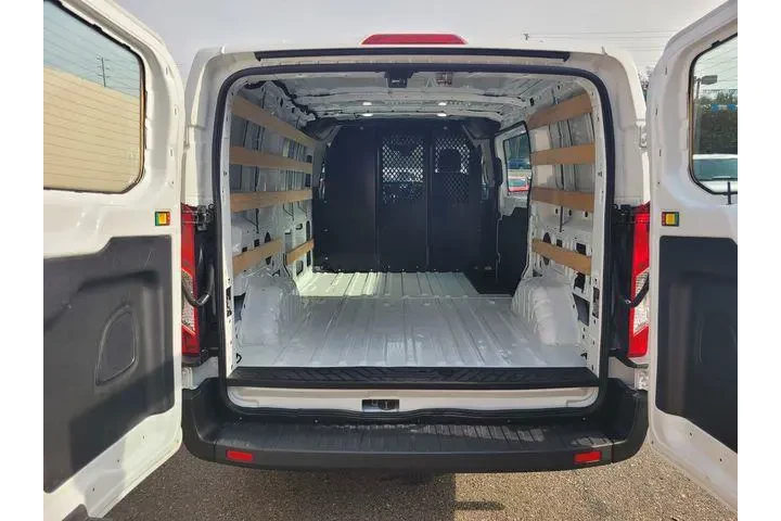 $32264 : Ford Transit 2024 250 3dr LW image 8