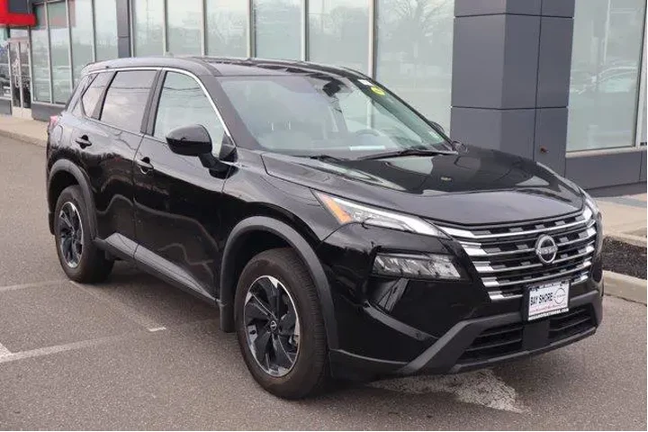 $24055 : Nissan Rogue 2025 AWD SV 4dr image 3