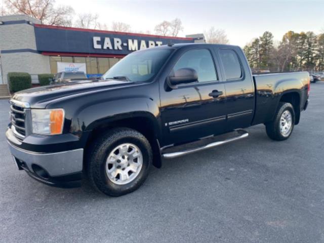 2008 GMC Sierra 1500 image 1