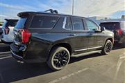 $67144 : Pre-Owned 2022 Yukon Denali thumbnail