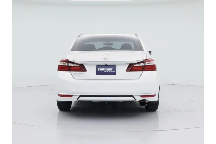 $18998 : Honda Accord 2017 LX 4dr Sed image 6