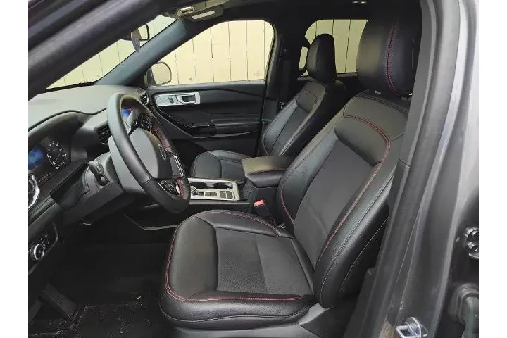 $38085 : Ford Explorer 2024 ST-Line 4 image 6
