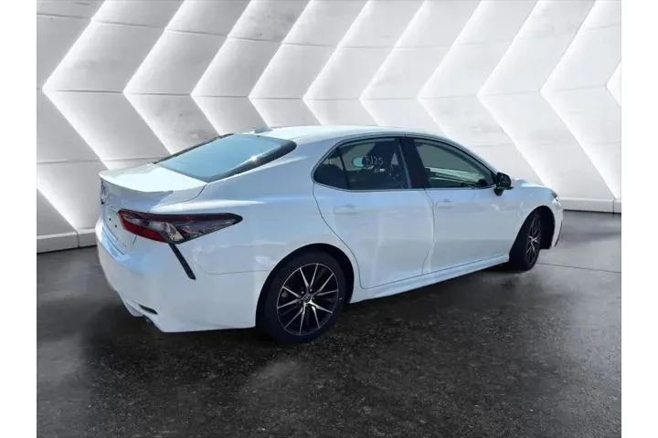 $22995 : Toyota Camry 2023 SE 4dr Sed image 6