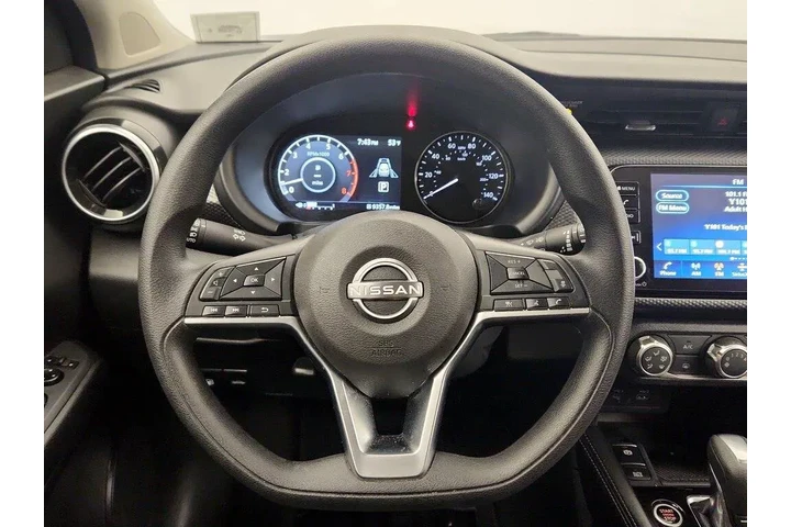 $20998 : Nissan Kicks 2024 SV 4dr Cro image 10