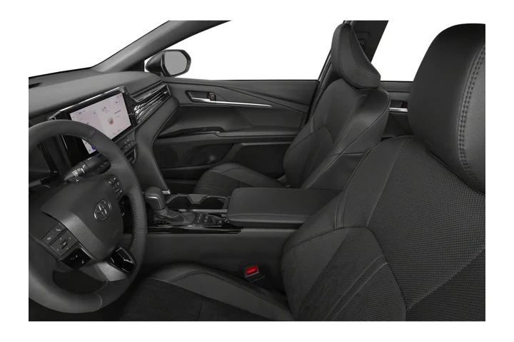 $38990 : 2025 Camry XSE image 8