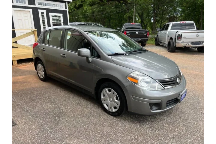$5999 : 2010 Versa 1.8 SL image 4