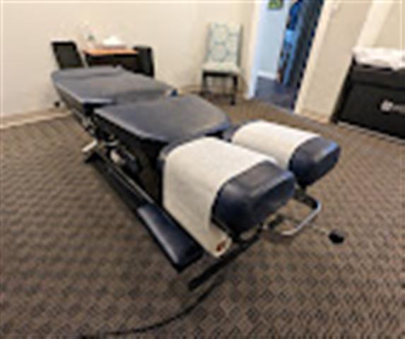 Accident Care Chiropractic image 3