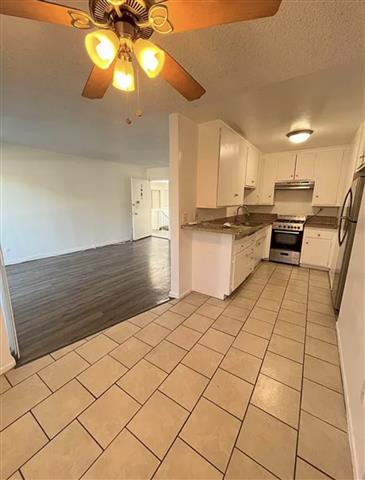 $1450 : 1bd 1ba apartment for rent image 4