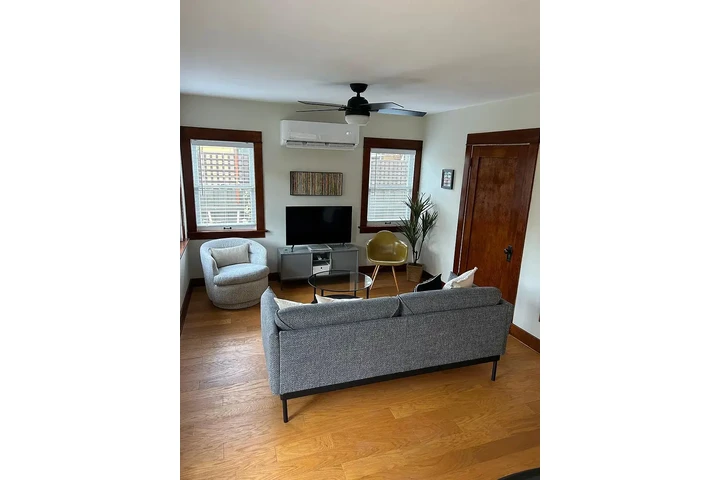 $1287 : Great Home for Rent !! image 1