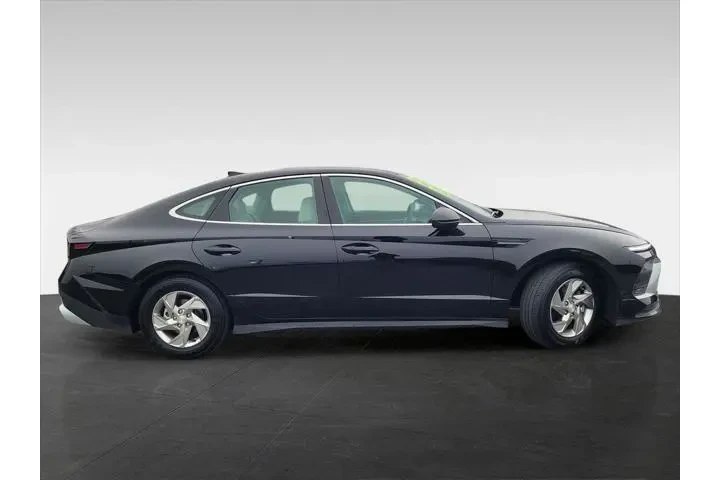 $22995 : Hyundai SONATA 2025 SE 4dr S image 3