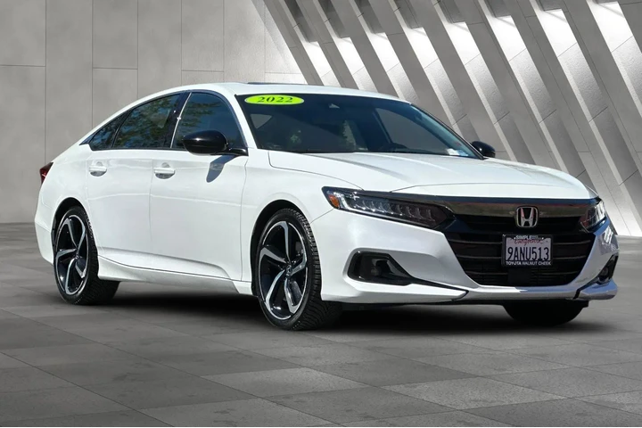 $28000 : Honda Accord 2022 Sport 4dr image 10