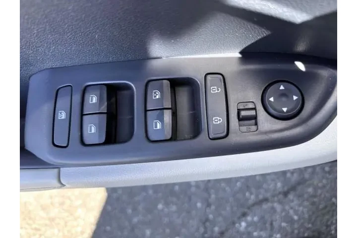 $17888 : Hyundai VENUE 2023 Limited 4 image 9