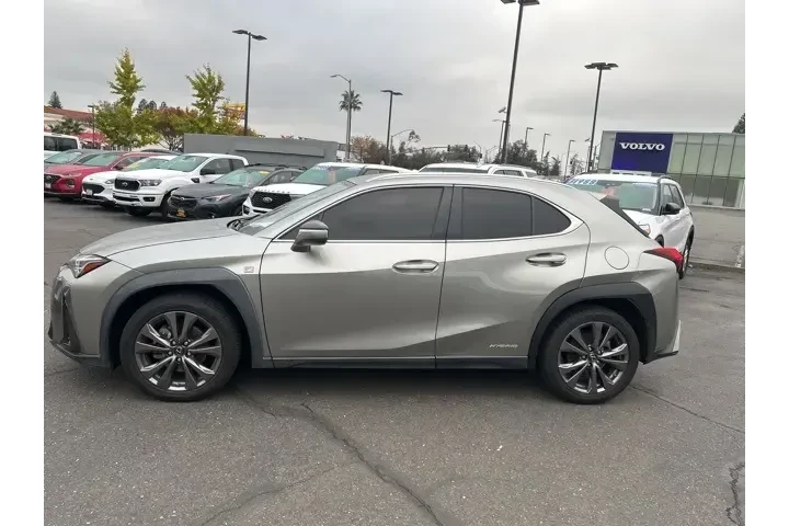 $27988 : Lexus UX 250h 2020 AWD F SPO image 2