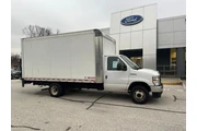 $29782 : Ford E-Series 2022 E-350 SD thumbnail