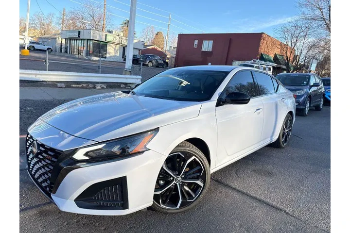 $14495 : 2024 Altima SR FWD image 1