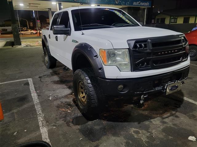 $12000 : Ford F150 4x4 5.4L image 1