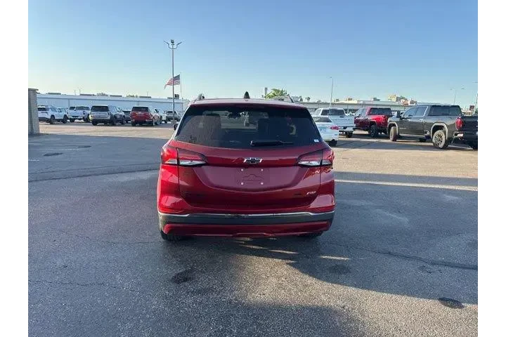 $26700 : Chevrolet Equinox 2022 4x4 R image 6