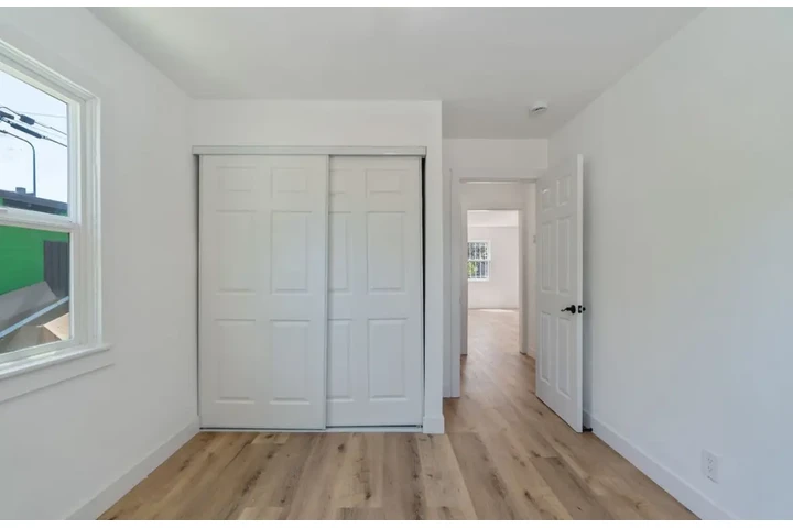 $2500 : Beautiful 3Beds /2Bath House image 7