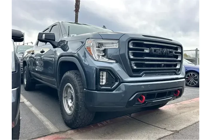 $40000 : GMC Sierra 1500 2021 4x4 AT4 image 3