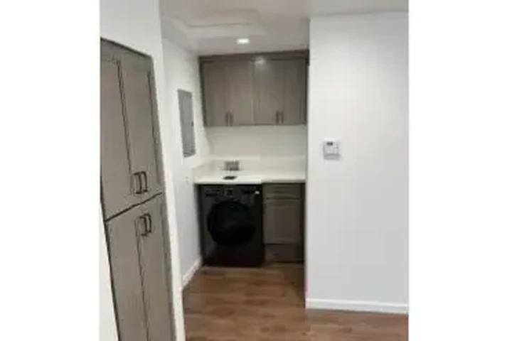 $3300 : CASA EN HAWTHORNE EN RENTA image 5