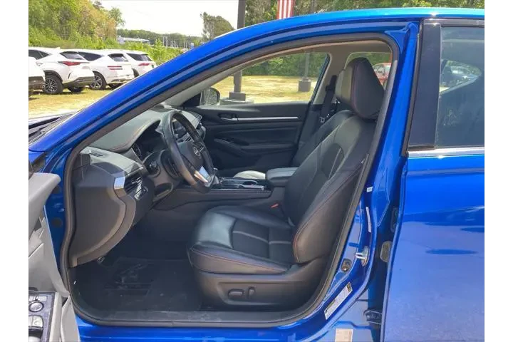 $20920 : Nissan Altima 2025 2.5 SR 4d image 9