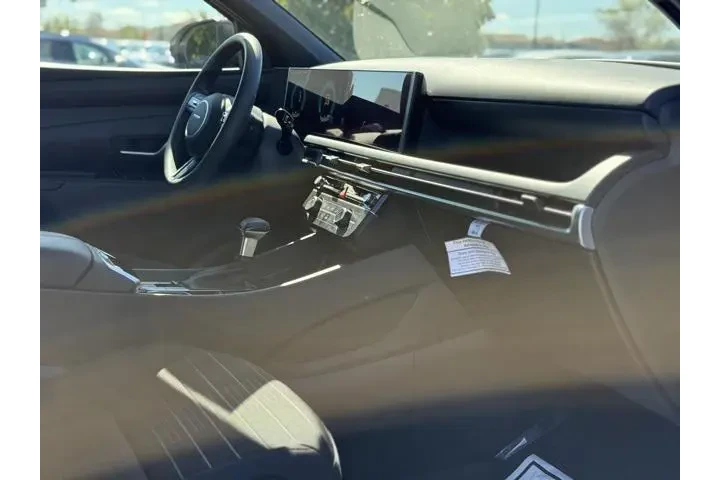 $28888 : Hyundai SANTA CRUZ 2025 SE 4 image 10